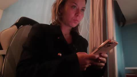 Snapshot of fuckhard4you chatting on December 21, 10:19 pm La online show from December 21, 10:19 pm