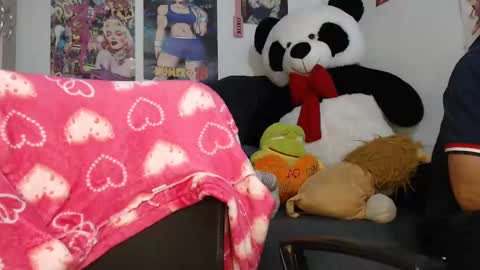 Mia and Gary  online show from October 11, 3:33 am