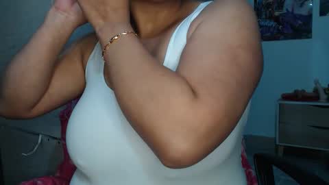 Mia and Gary  online show from October 7, 2:18 am