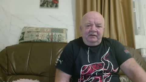 fullballs6 online show from January 7, 4:17 am