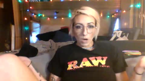 Deeztitties online show from October 26, 10:53 pm