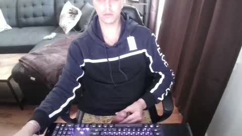 fullandready online show from December 5, 4:17 pm