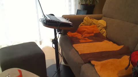 fun4couples online show from April 13, 8:51 am