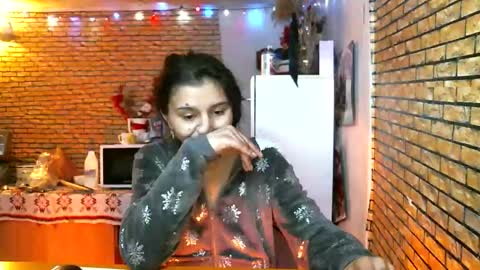 elena online show from February 8, 7:23 am