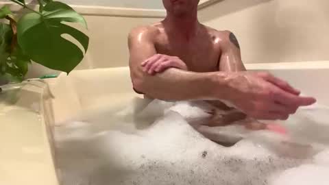 funbuttguy online show from March 24, 4:07 am