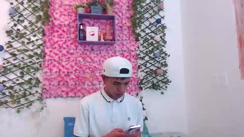 funny_and_horny online show from October 21, 4:06 am