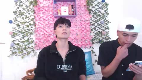 funny_and_horny online show from October 15, 3:43 am