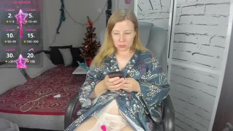 funny_bunny4 online show from January 3, 6:46 pm