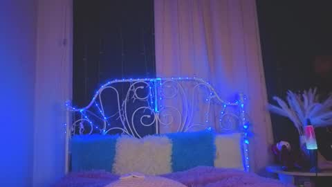 Tiffany online show from October 1, 1:27 am