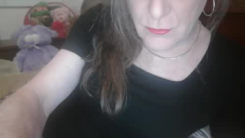 Jessie Love online show from January 4, 11:33 am