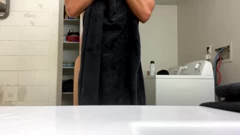 furburgermuncher89 online show from December 5, 7:10 am