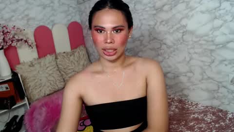 fuschiafucker online show from February 10, 9:25 pm