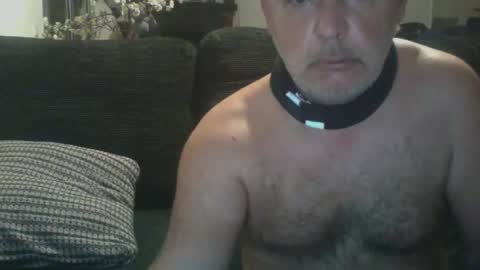 Snapshot of futbolin95 chatting on December 19, 4:45 am futbolin95 online show from December 19, 4:45 am