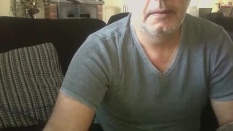 Snapshot of futbolin95 chatting on January 11, 11:45 am futbolin95 online show from January 11, 11:45 am