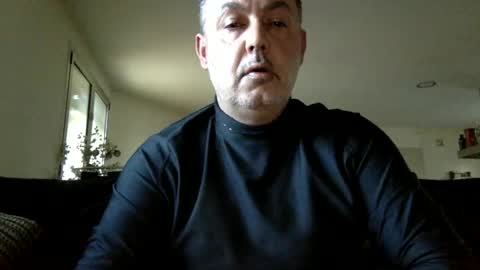 Snapshot of futbolin95 chatting on February 2, 4:11 pm futbolin95 online show from February 2, 4:11 pm