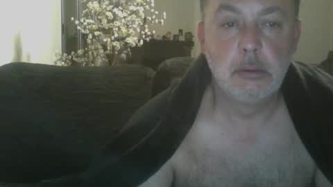 Snapshot of futbolin95 chatting on December 25, 11:10 pm futbolin95 online show from December 25, 11:10 pm
