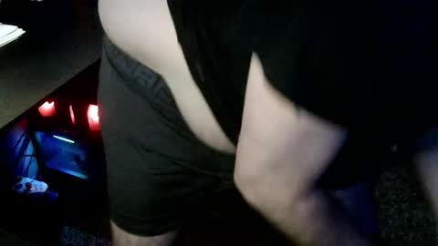 fuzz69_ online show from April 21, 8:38 pm