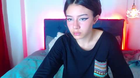 Snapshot of fyreandfox_ chatting on March 6, 10:58 pm FIRE AND FOX online show from March 6, 10:58 pm
