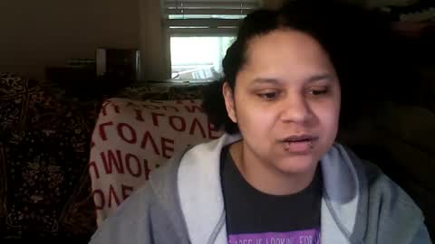 noturfae online show from April 6, 8:54 pm