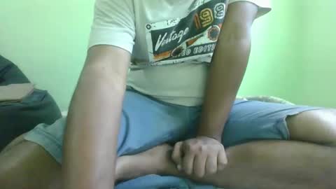 Snapshot of g0lu_ chatting on February 9, 3:43 am Nunnu online show from February 9, 3:43 am