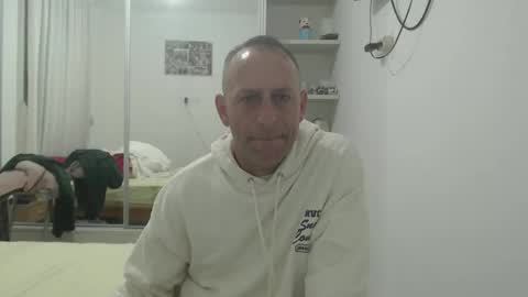 g103031910303 online show from February 22, 10:23 pm