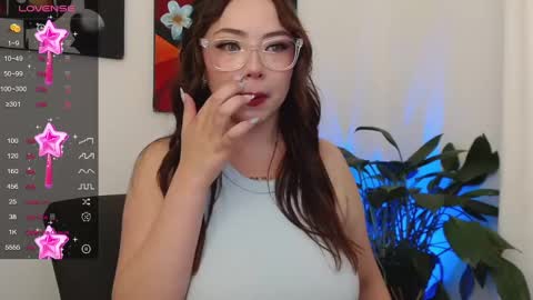 Snapshot of gabb__yy chatting on February 8, 6:01 am online show from February 8, 6:01 am