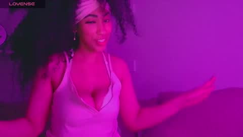 Gabbii Cakez online show from May 16, 1:21 pm
