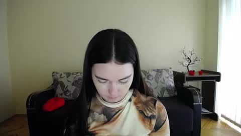 Snapshot of gabby_di chatting on September 17, 11:24 am Jaklin online show from September 17, 11:24 am