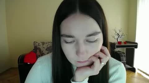 Jaklin online show from October 18, 8:29 am