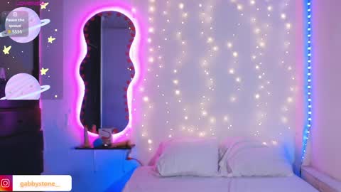 Gabby online show from June 7, 12:16 am