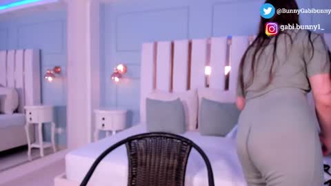 Gabi  online show from June 11, 5:55 pm