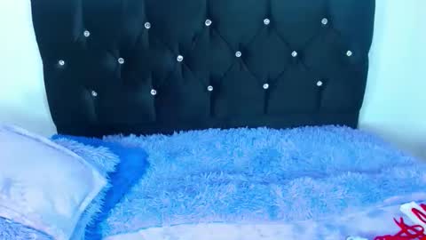 gabi_jhons_23 online show from December 21, 8:43 am