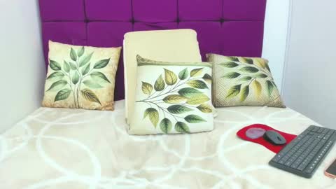 Snapshot of gabi_kala chatting on March 6, 11:31 pm sofia online show from March 6, 11:31 pm