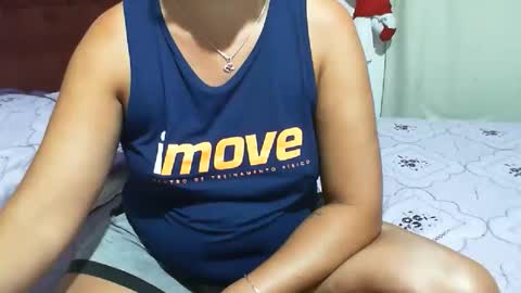 gaby  layla online show from April 14, 9:07 pm