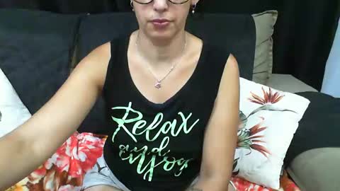 gaby  layla online show from January 19, 10:17 pm