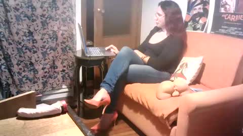 Snapshot of gabitg chatting on March 12, 6:22 pm Gabi online show from March 12, 6:22 pm