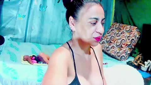 Gabriella Lopez online show from May 6, 3:07 pm