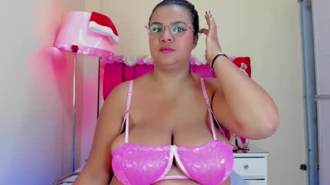 Gaby Im on vacation see you on November 25 online show from December 30, 2:51 pm