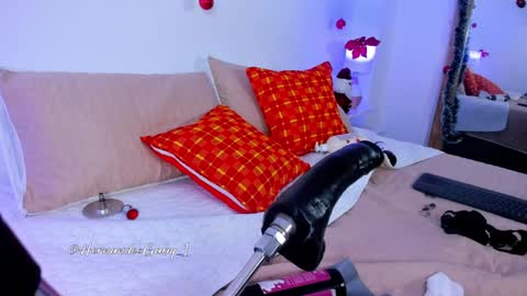 Snapshot of gabrielahernandez1 chatting on January 4, 10:34 pm Gaby online show from January 4, 10:34 pm