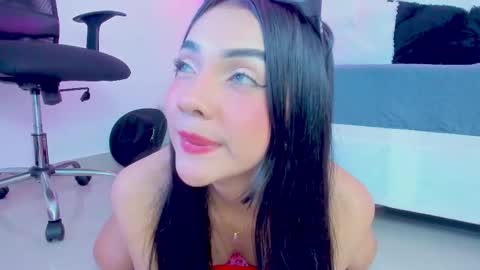 Gabriela Evans MS online show from February 13, 10:33 pm