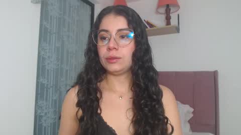 Snapshot of gabrielarossa chatting on March 7, 12:12 pm GabrielaRossa online show from March 7, 12:12 pm