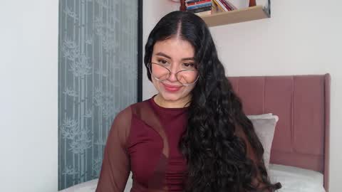 Snapshot of gabrielarossa chatting on February 10, 6:24 pm GabrielaRossa online show from February 10, 6:24 pm