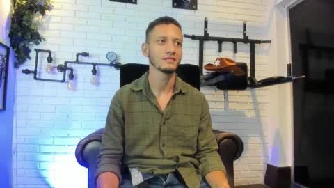 gabrieldraven online show from October 3, 11:02 pm