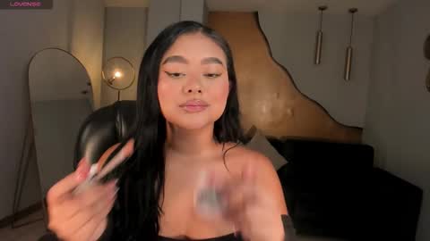 Gabriella Lee online show from January 8, 3:01 am