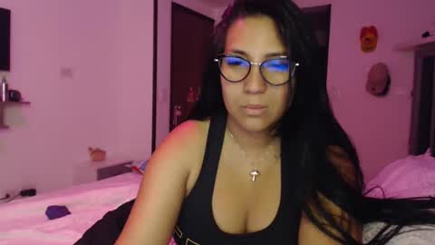 Snapshot of gaby_bluexx chatting on March 9, 11:03 am Gaby Blue online show from March 9, 11:03 am