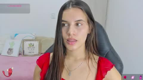 Snapshot of gaby_olsen chatting on March 1, 10:42 pm Gabriela online show from March 1, 10:42 pm