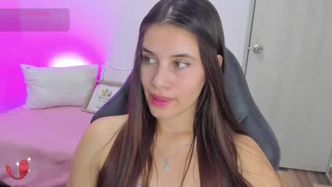 Snapshot of gaby_olsen chatting on February 16, 9:59 pm Gabriela online show from February 16, 9:59 pm
