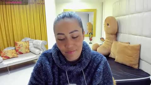 Snapshot of gaby_trent chatting on March 6, 7:54 pm gabriela online show from March 6, 7:54 pm