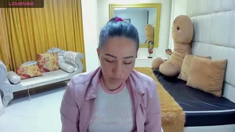Snapshot of gaby_trent chatting on March 5, 6:56 pm gabriela online show from March 5, 6:56 pm