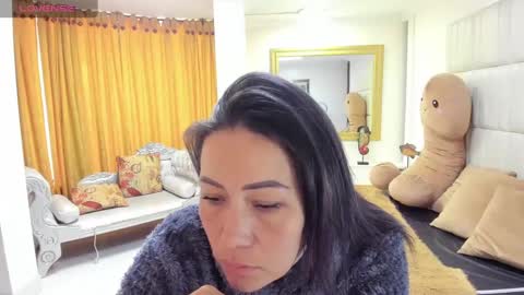 Snapshot of gaby_trent chatting on March 11, 12:39 pm gabriela online show from March 11, 12:39 pm